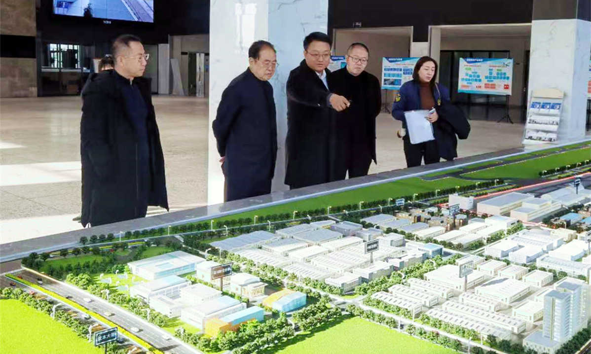 集團(tuán)與西安通用航空科技集團(tuán)開(kāi)展合作洽談